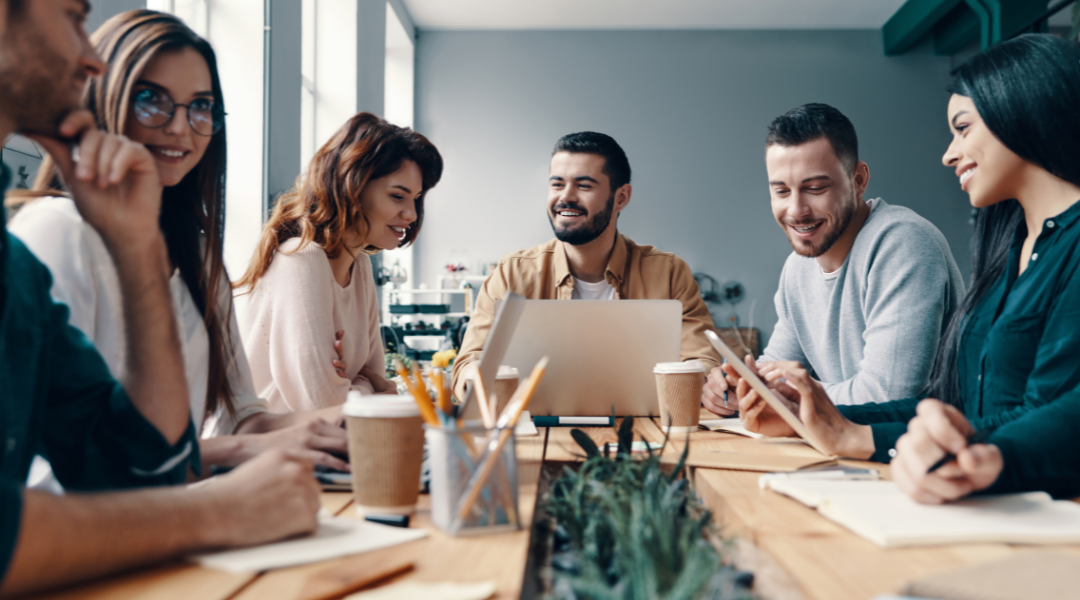 Raggiungi un Vasto Pubblico: Strategie Pubblicitarie per il business