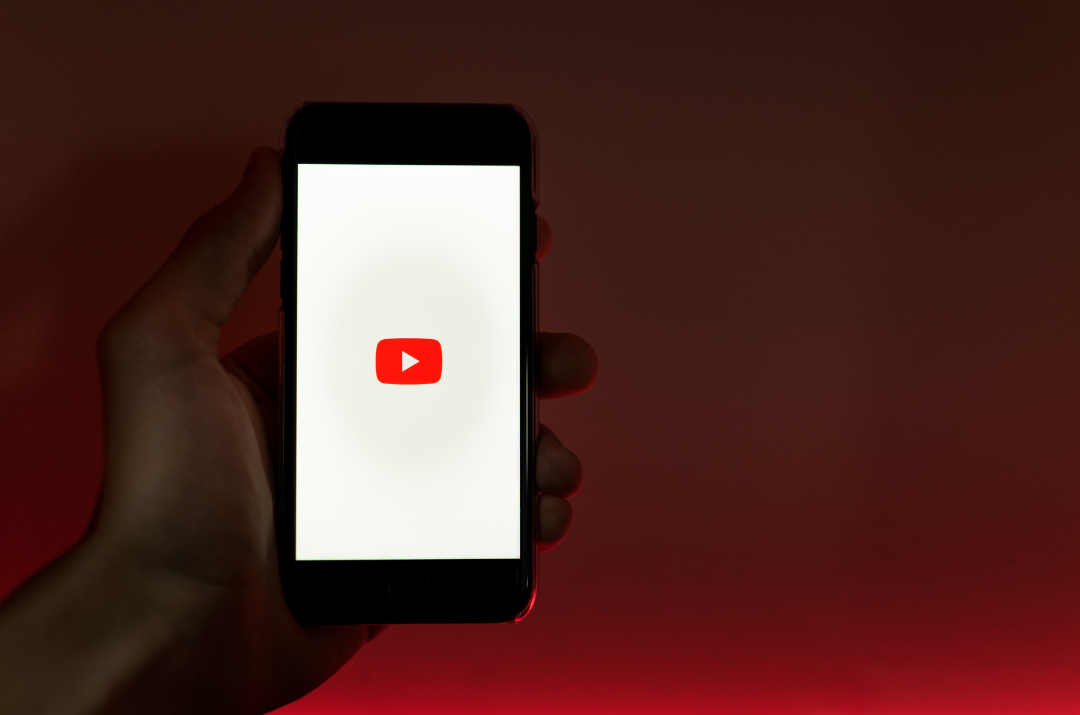 YouTube rivoluziona lo shopping online: nuove funzionalità e opportunità